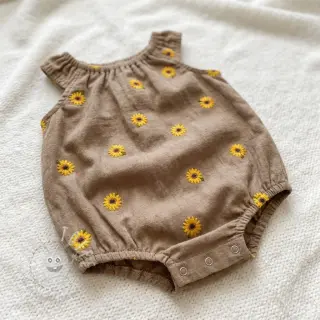 Double gauze/musselin EMBROIDERY Sunflowers beige
