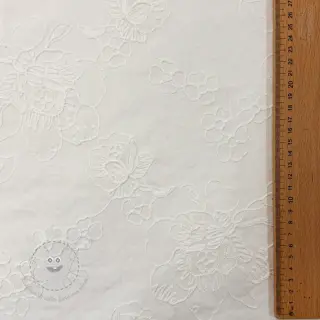 Baumwollstoff VOILE EMBROIDERY Flowers white