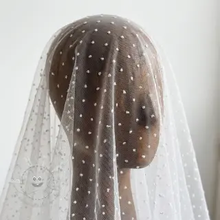 Feintüll DOTS white