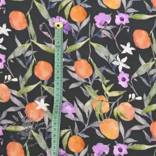 Viskosestoff SATIN Leaves and oranges digital print