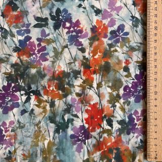 Viskosestoff SATIN Flowie Kin off white digital print