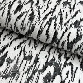 STRICKSTOFF jacquard Comfy Blurry Ikat grey