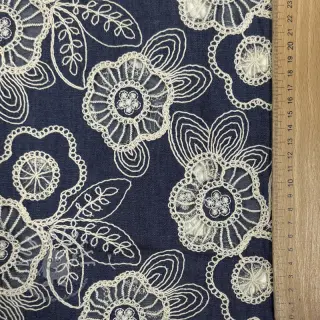 Baumwollstoff JEANS EMBROIDERY Niva design A