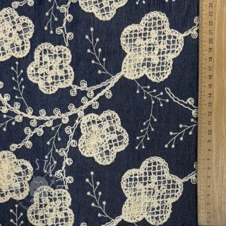 Baumwollstoff JEANS EMBROIDERY Flora design C