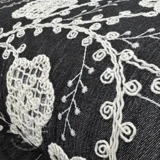 Baumwollstoff JEANS EMBROIDERY Flora design F